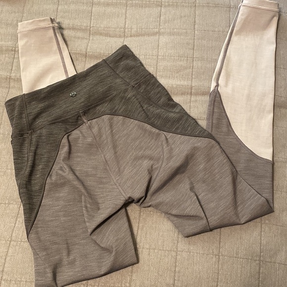 Lululemon Early Extension High Rise Legging - Picture 5 of 12